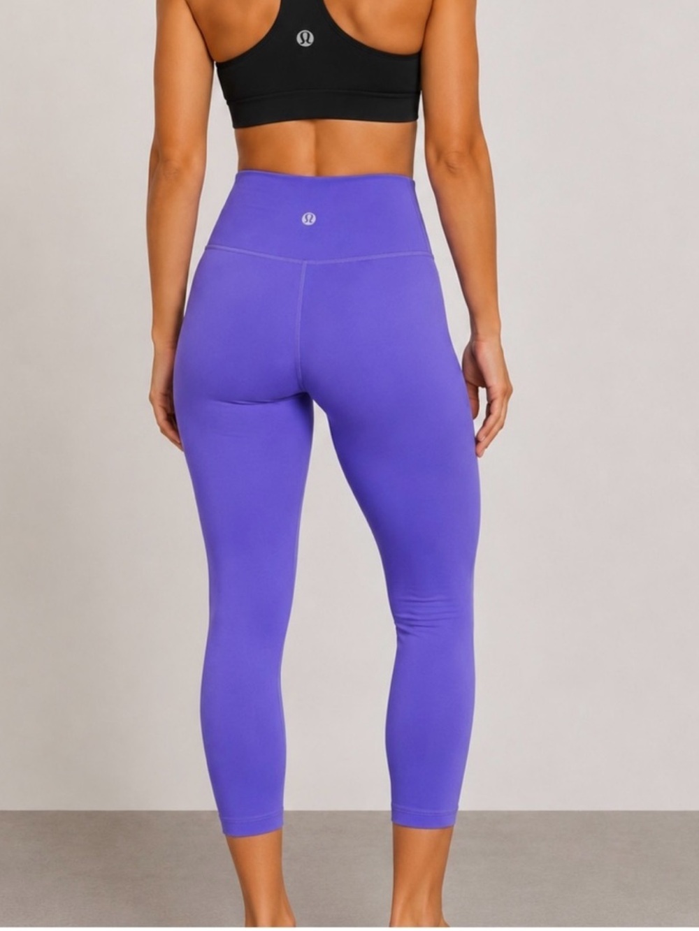Lululemon Bright Violet Crop Legging